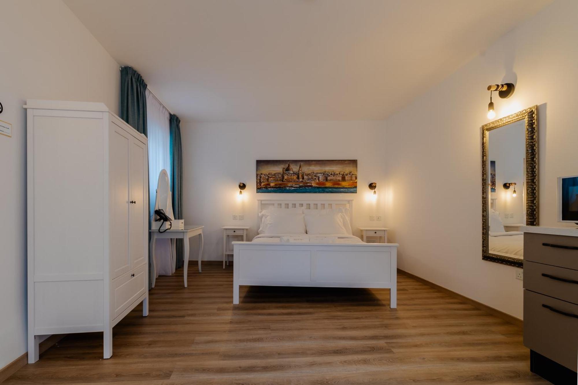 Roel Boutique B&B Cospicua エクステリア 写真